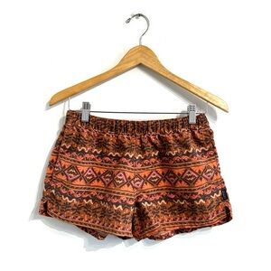Patagonia Barely Baggies Hybrid Shorts Mangrove Tiki Small: Henna
